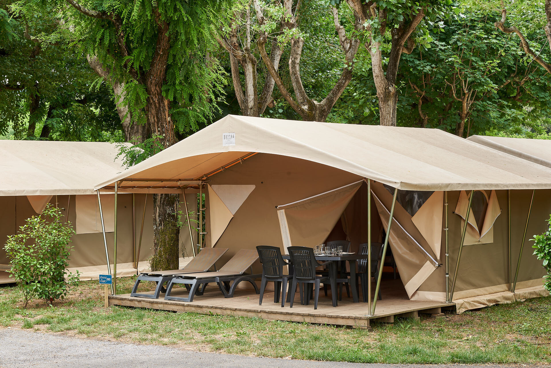 Camping Vallon Pont d'Arc emplacement tente